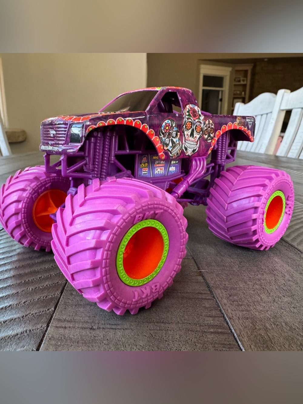 Monster Jam - Official Calavera Monster Truck Collector Die-Cast Vehicle